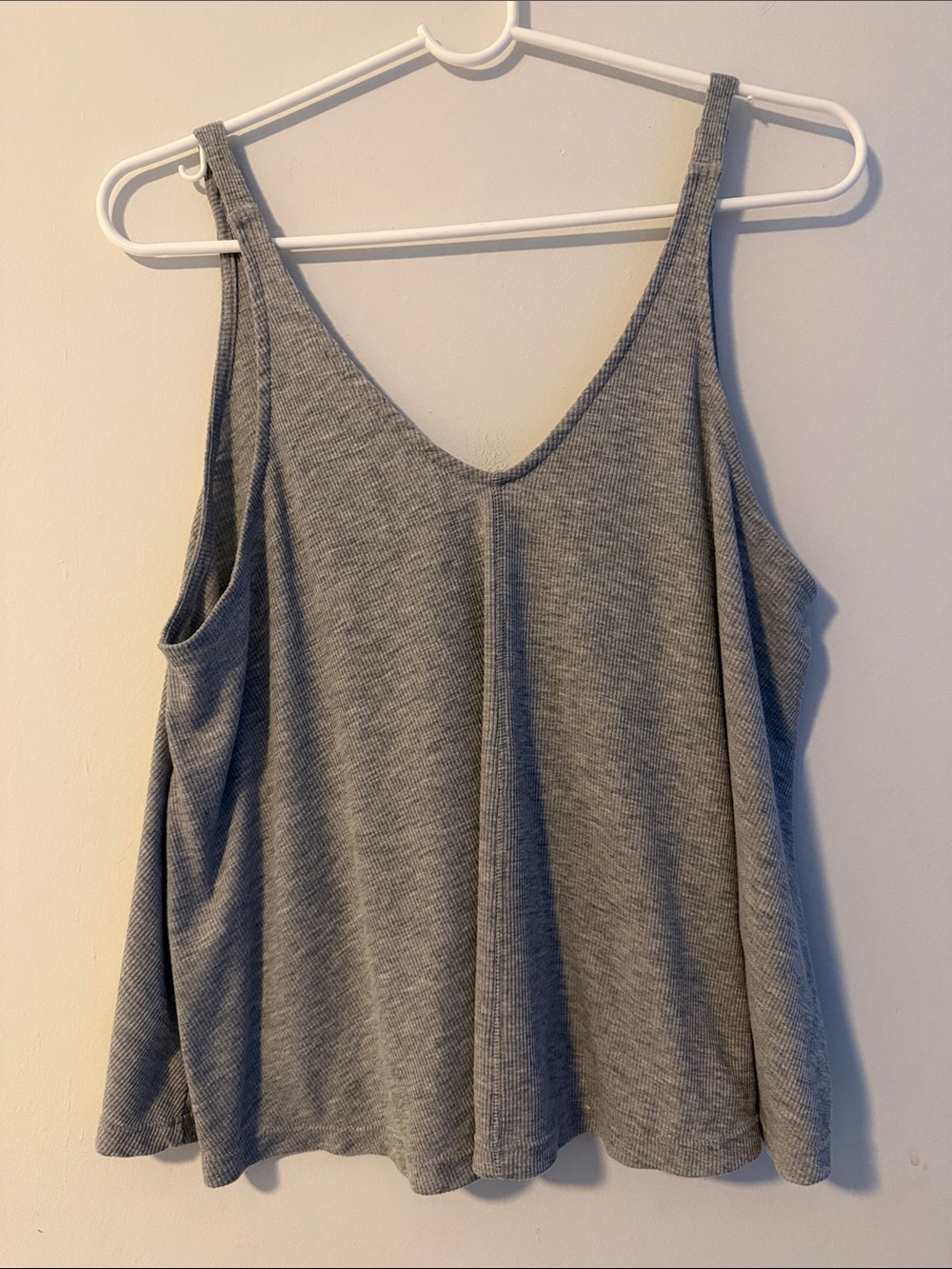 Women's Gray Ribbed V-Neck Tank Top